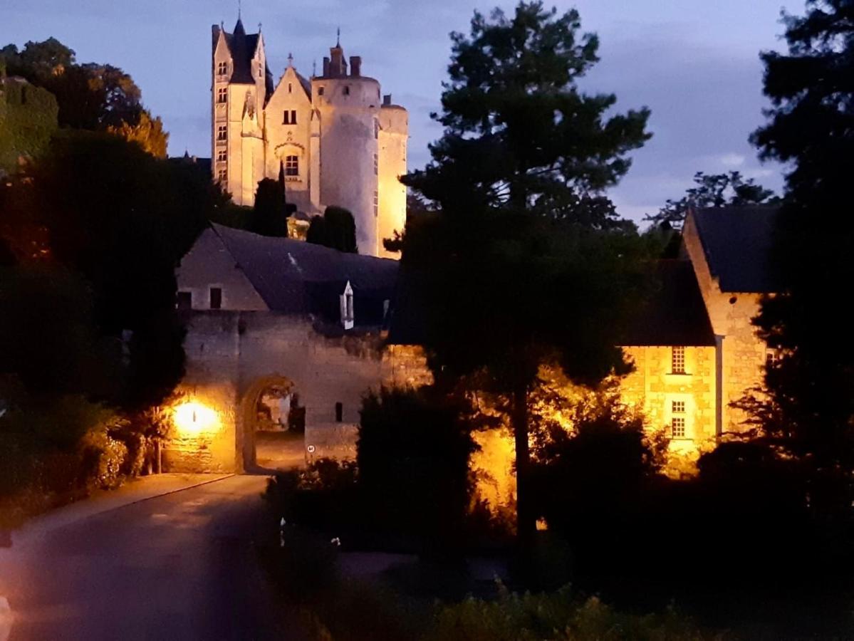 Апартаменты Le Gite Du Tresor Монрёй-Беле Экстерьер фото